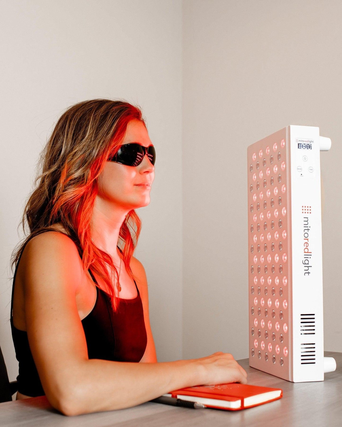 MitoMID 2.0 | Red Light Therapy Panel